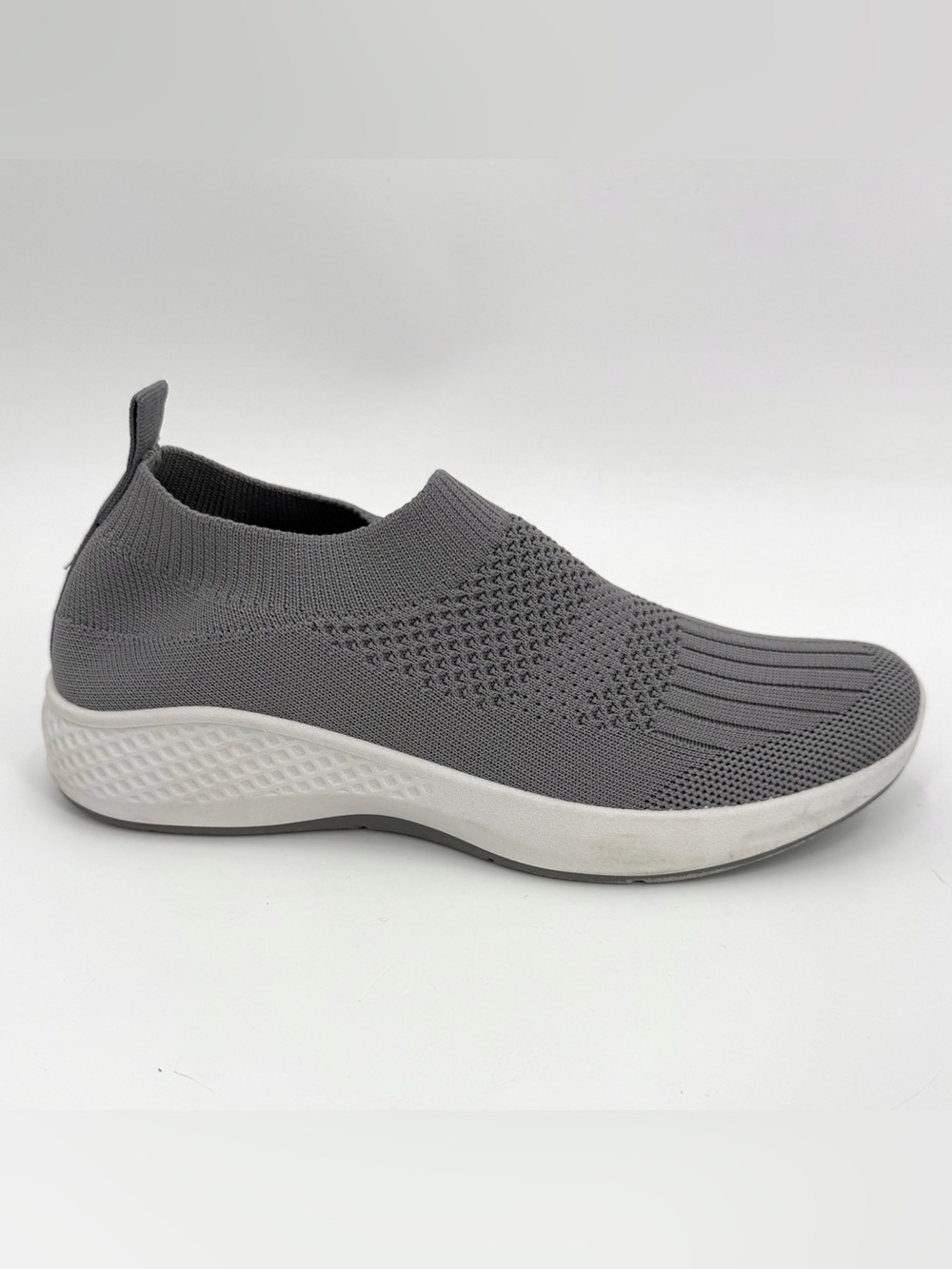 Tommy Bahama Sneakers Womens 6.5 Gray Stretch Knit Slip On Lightweight Comfort